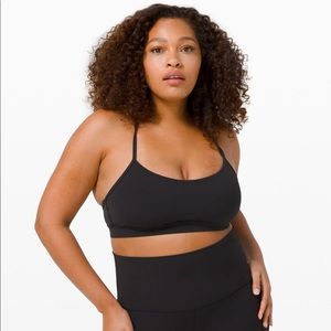 Lululemon flow Y bra SIZE 4